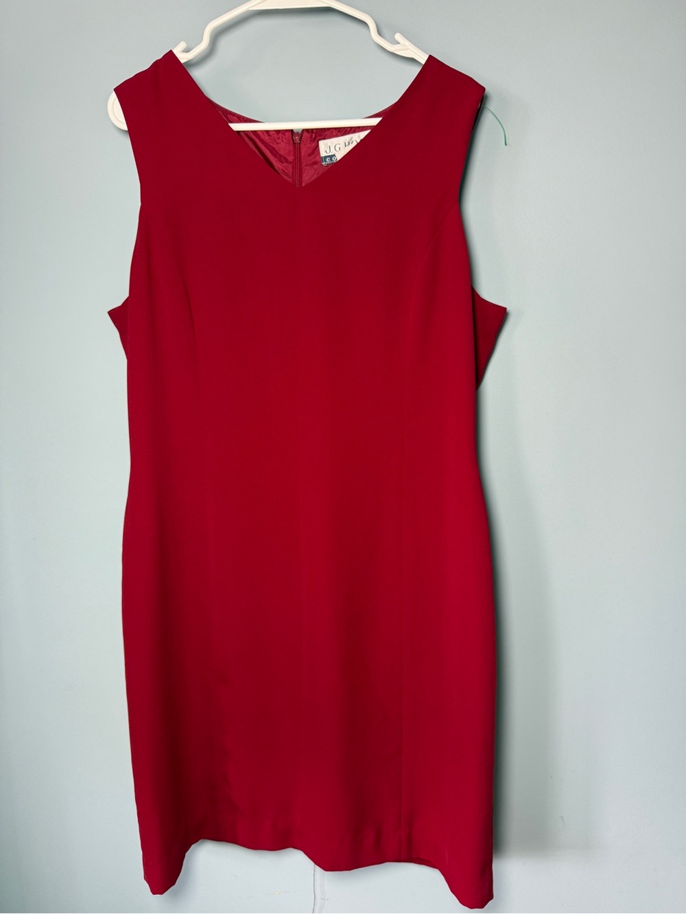 Sleeveless Red V-Neck Mini Dress